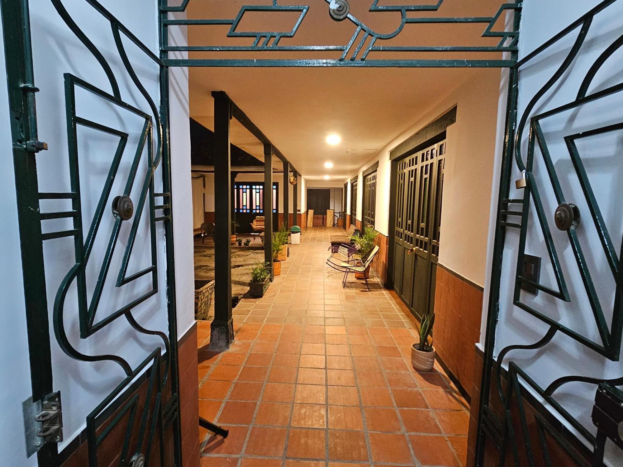 Hotel Casa Alba Cali Esterno foto